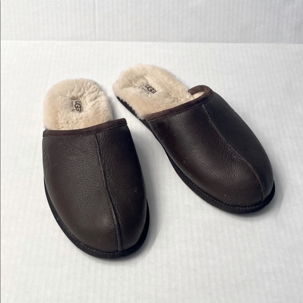 UGG Men's Brown Leather Slippers